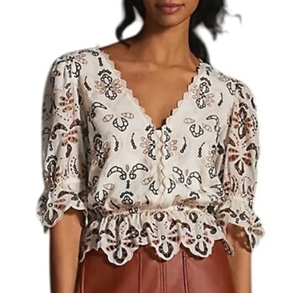 Anthropologie‎ Embroidered Blouse Ivory Floral Peplum V Neck Size Small